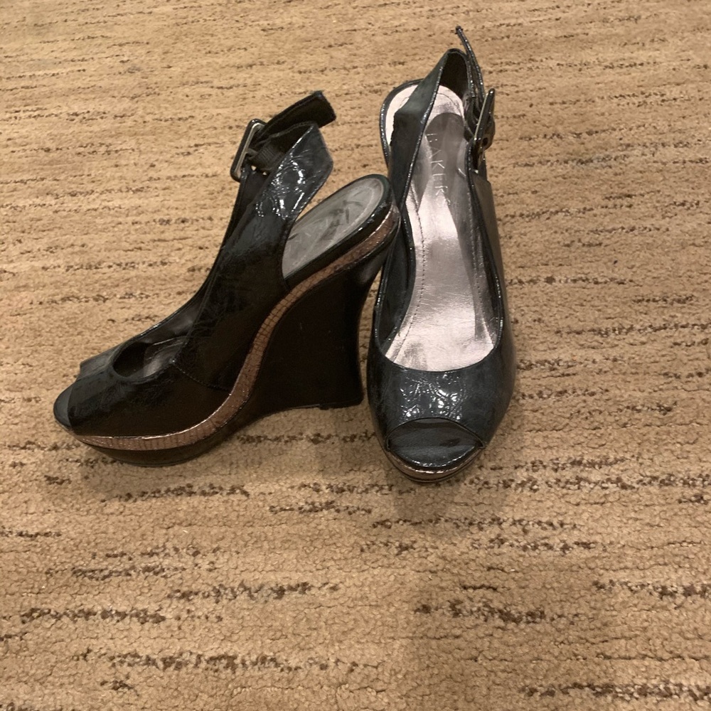 Bakers Quiney Black Wedge Heels size 6